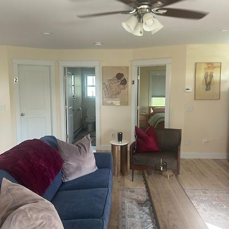 Roberts Lake House Room #3 コルチェスター エクステリア 写真